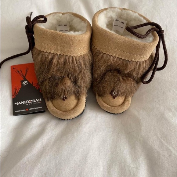 Manitobah Other - Infant Newborn Mukluks